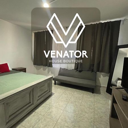 8 Venator House Boutique Apartment Leon Exterior photo