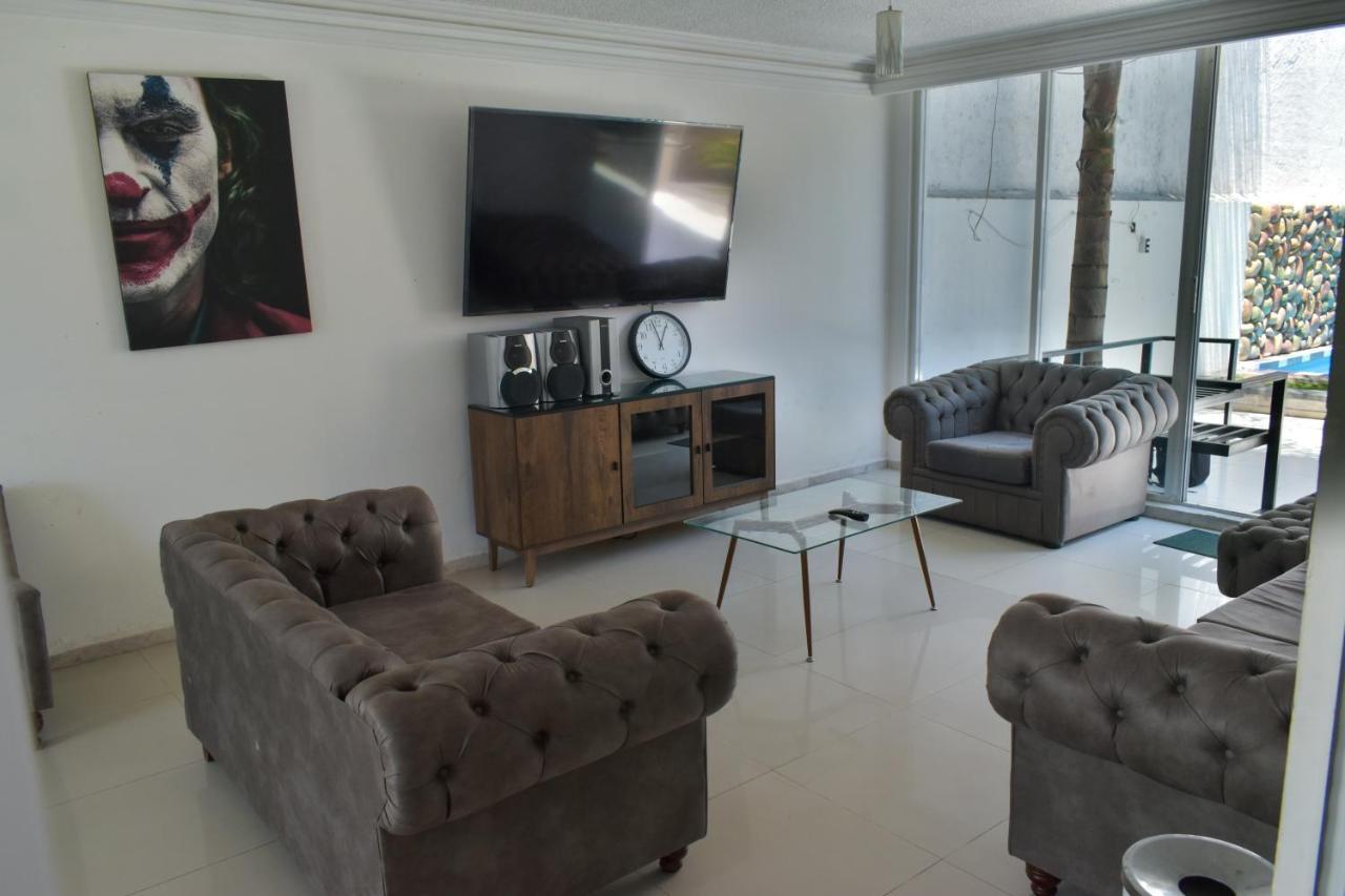 8 Venator House Boutique Apartment Leon Exterior photo