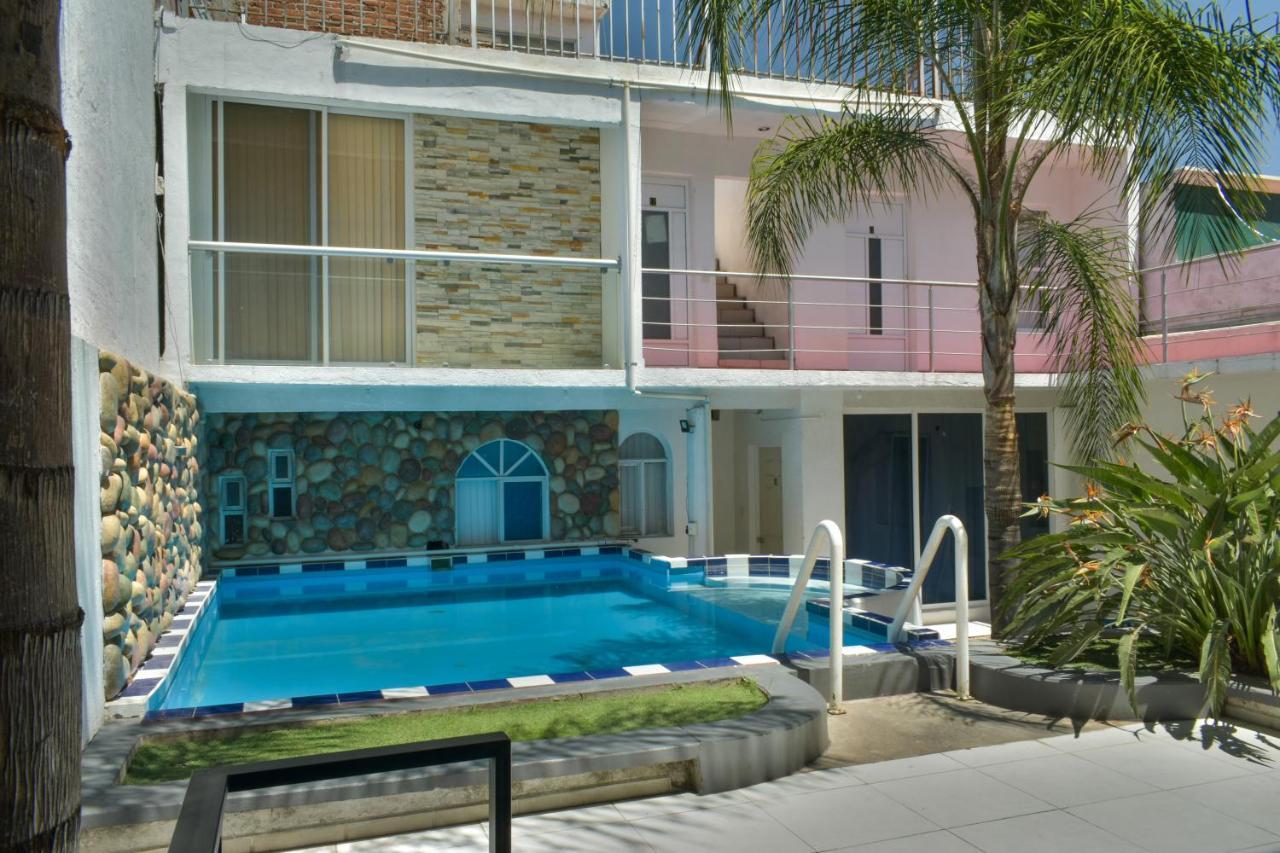 8 Venator House Boutique Apartment Leon Exterior photo